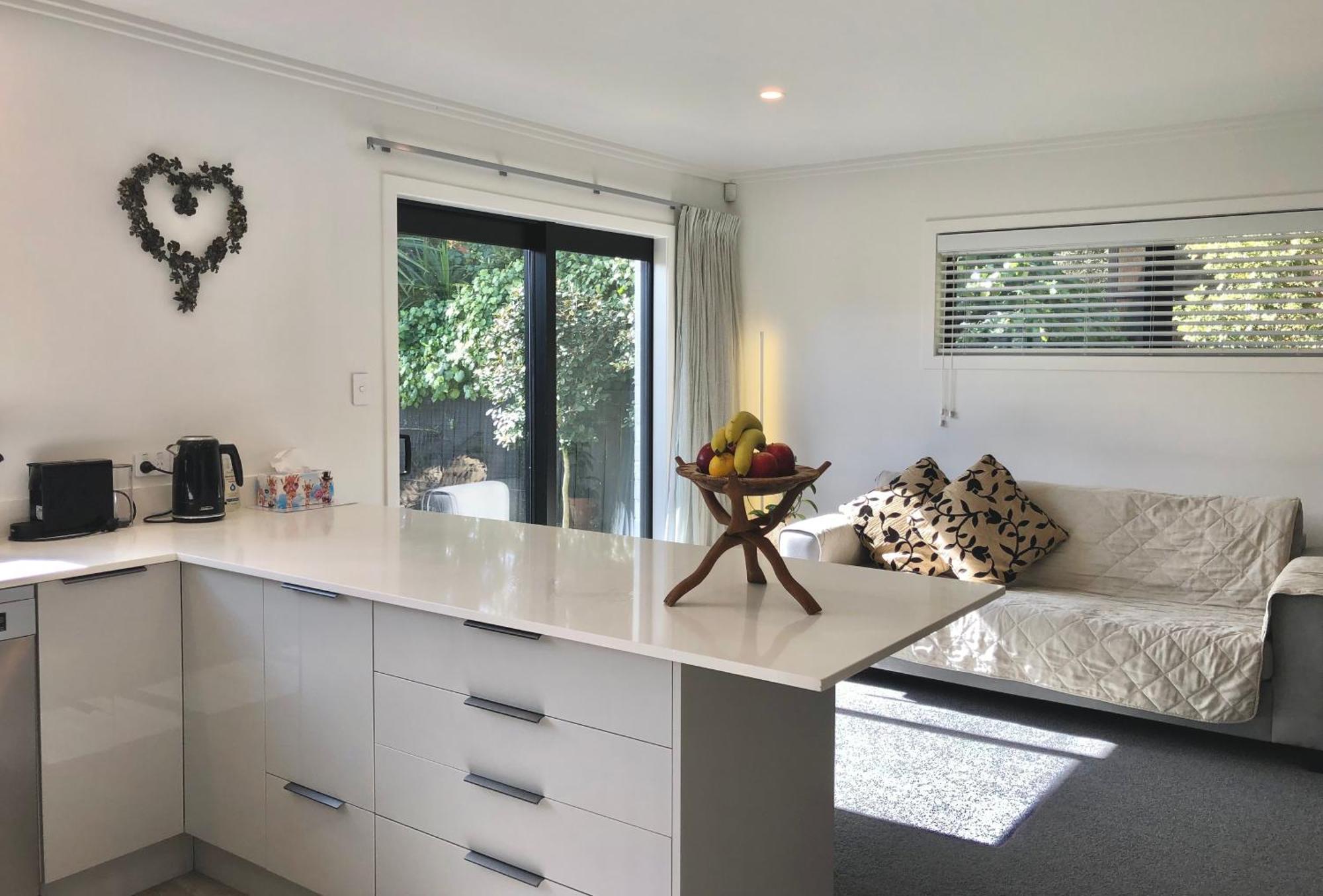 Fashion,Bright And Spacious,Superior Location Hamilton Exterior photo